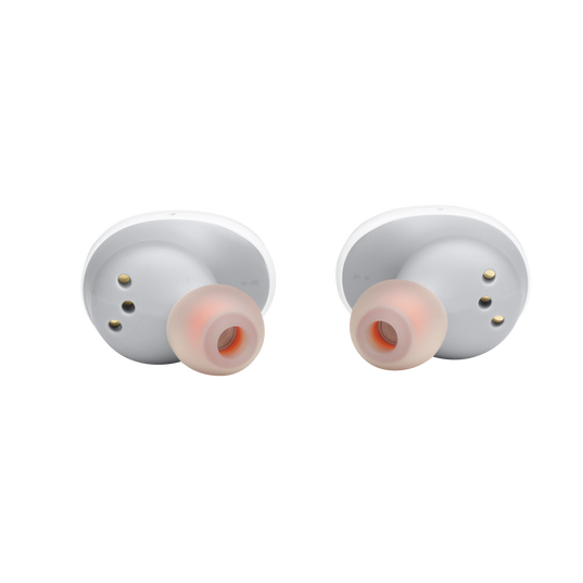 JBL Tune 125TWS - Pink - True wireless earbuds - Detailshot 2